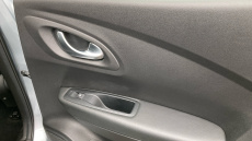 Renault Kadjar 1.5 Blue dCi Iconic 5dr EDC Diesel Hatchback